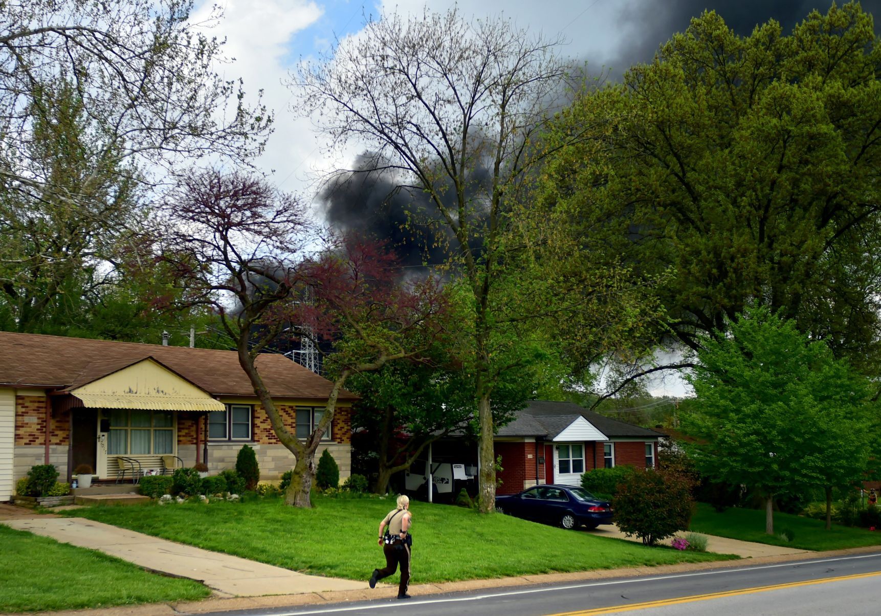 Plant fire causes St. Louis County residents to evacuate